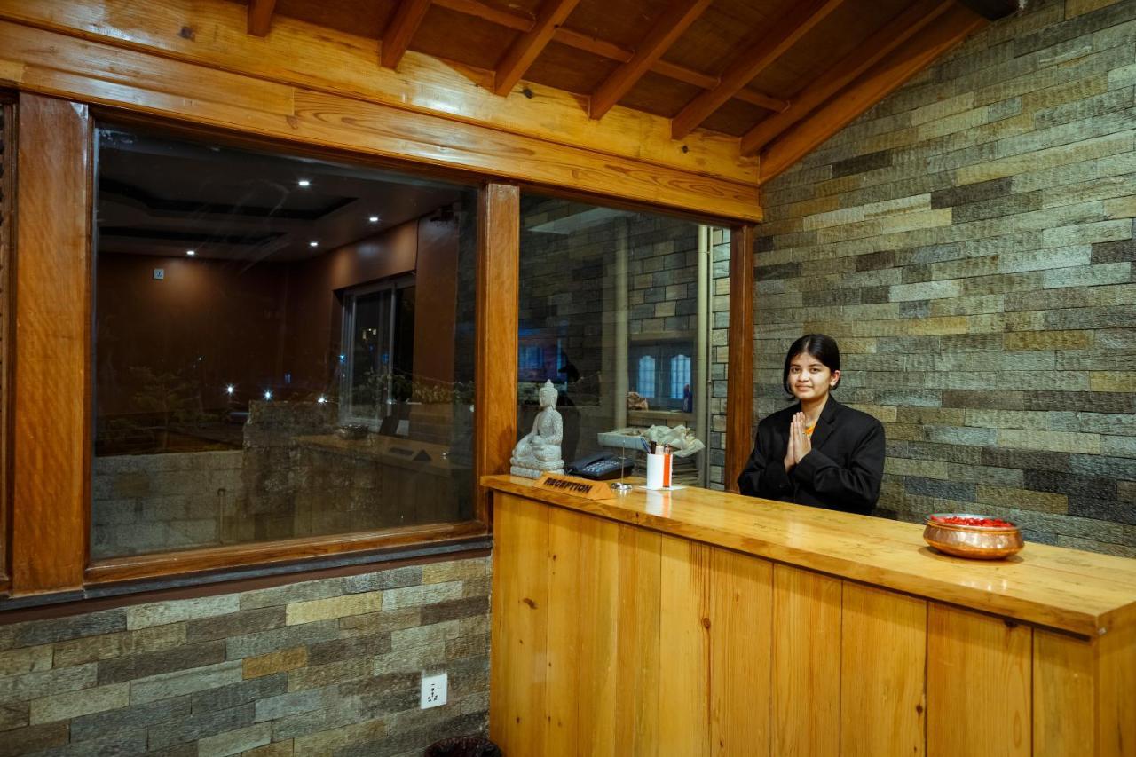 Paradise Boutique Hotel ポカラ エクステリア 写真