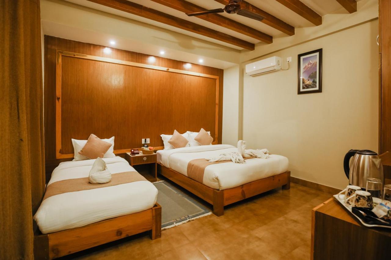 Paradise Boutique Hotel ポカラ エクステリア 写真