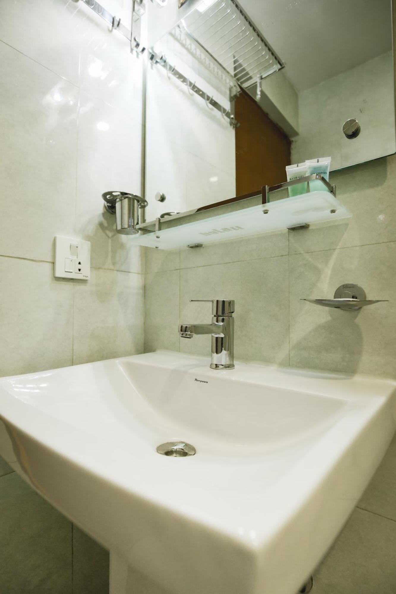 Paradise Boutique Hotel ポカラ エクステリア 写真